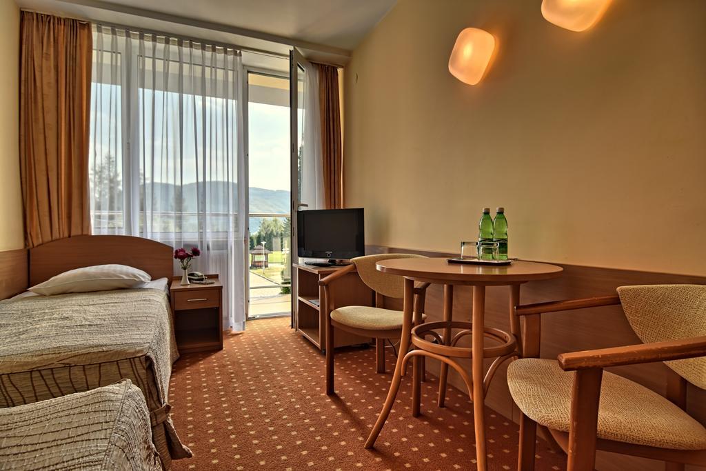 Hotel Perla Poludnia ريترو المظهر الخارجي الصورة